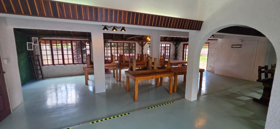 4 Bedroom Property for Sale in Flamwood North West